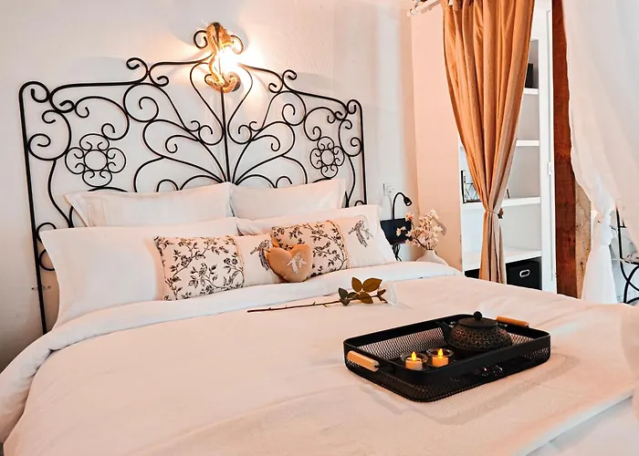 Rustic Charm&dreamhome 40m2 In The Heart Of Paris, Near Pompidou And Notre-dame, Subway 4,8,9 Honeymoon Favourite